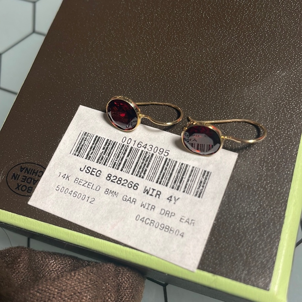 14 K garnet wire drop earrings